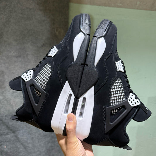 Jordan 4 Retro White Thunder