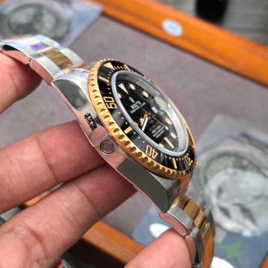 VS Factory Rolex Sea-Dweller 43mm Two-Tone Black Dial / Cal. 3235