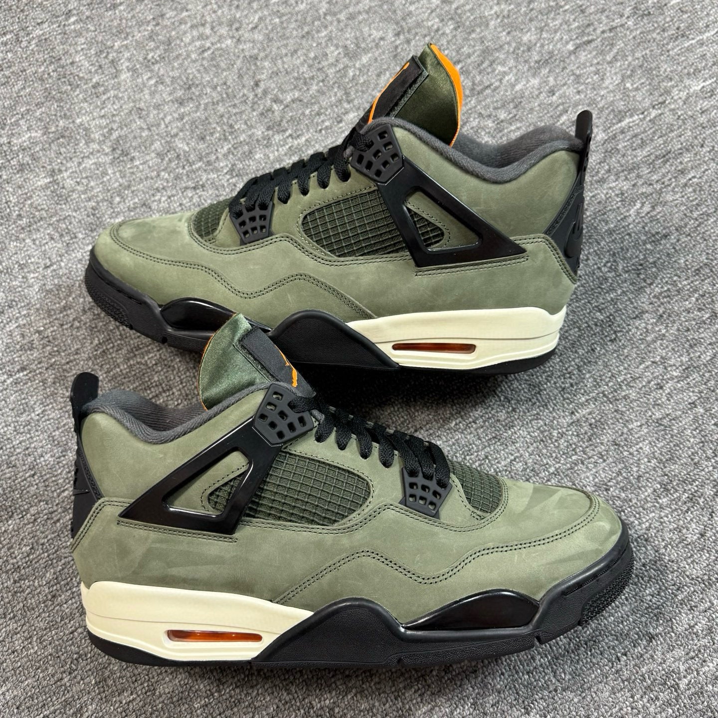 Jordan 4 Retro OG SP Undefeated (2025)