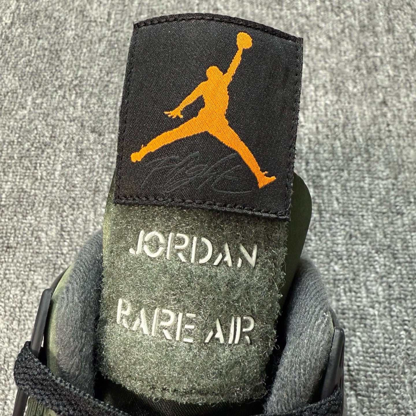 Jordan 4 Retro OG SP Undefeated (2025)