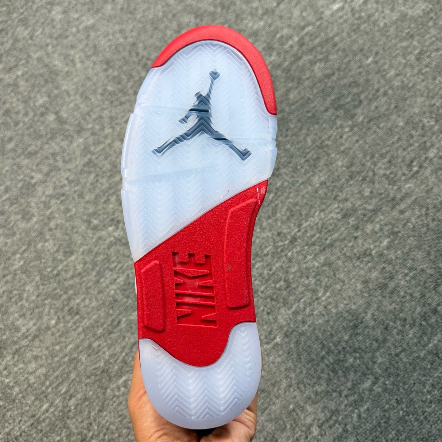 Jordan 5 Retro Fire Red Black Tongue (2025)