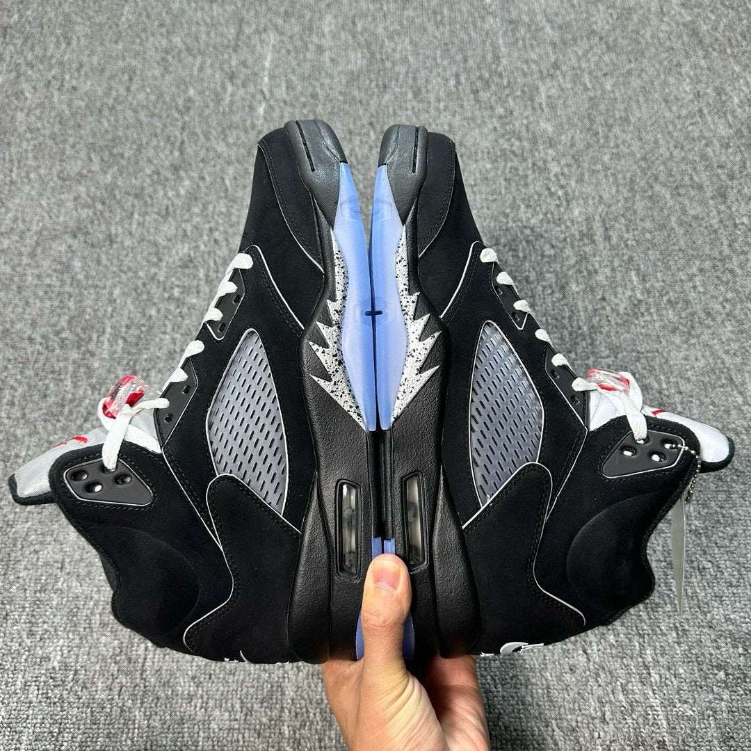 Jordan 5 Retro OG Black Metallic Reimagined