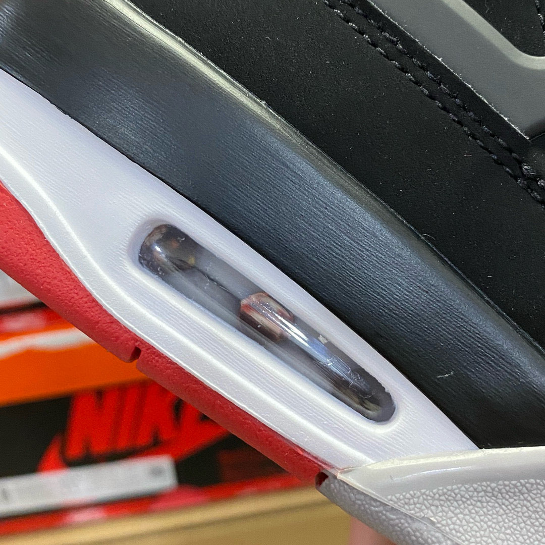 Jordan 4 Retro Bred