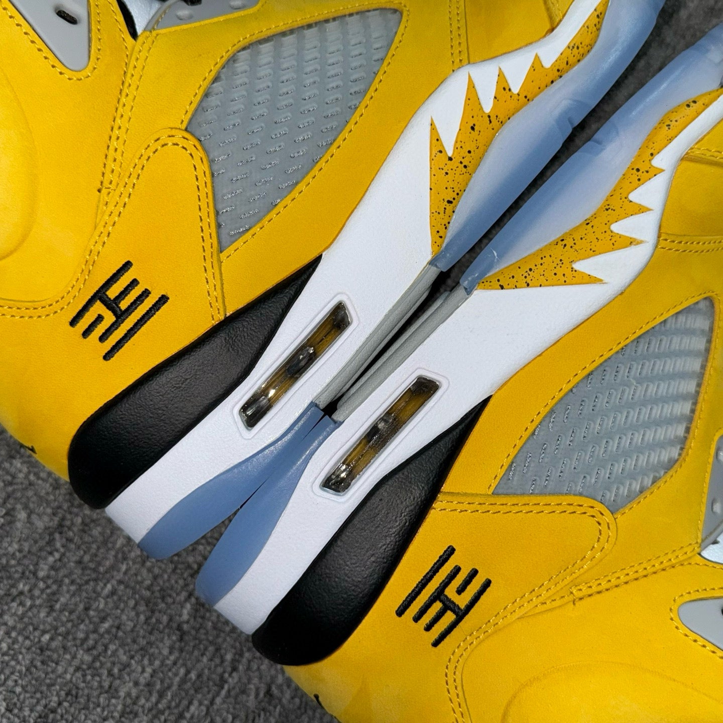 Jordan 5 Retro Tokyo T23 (2025)