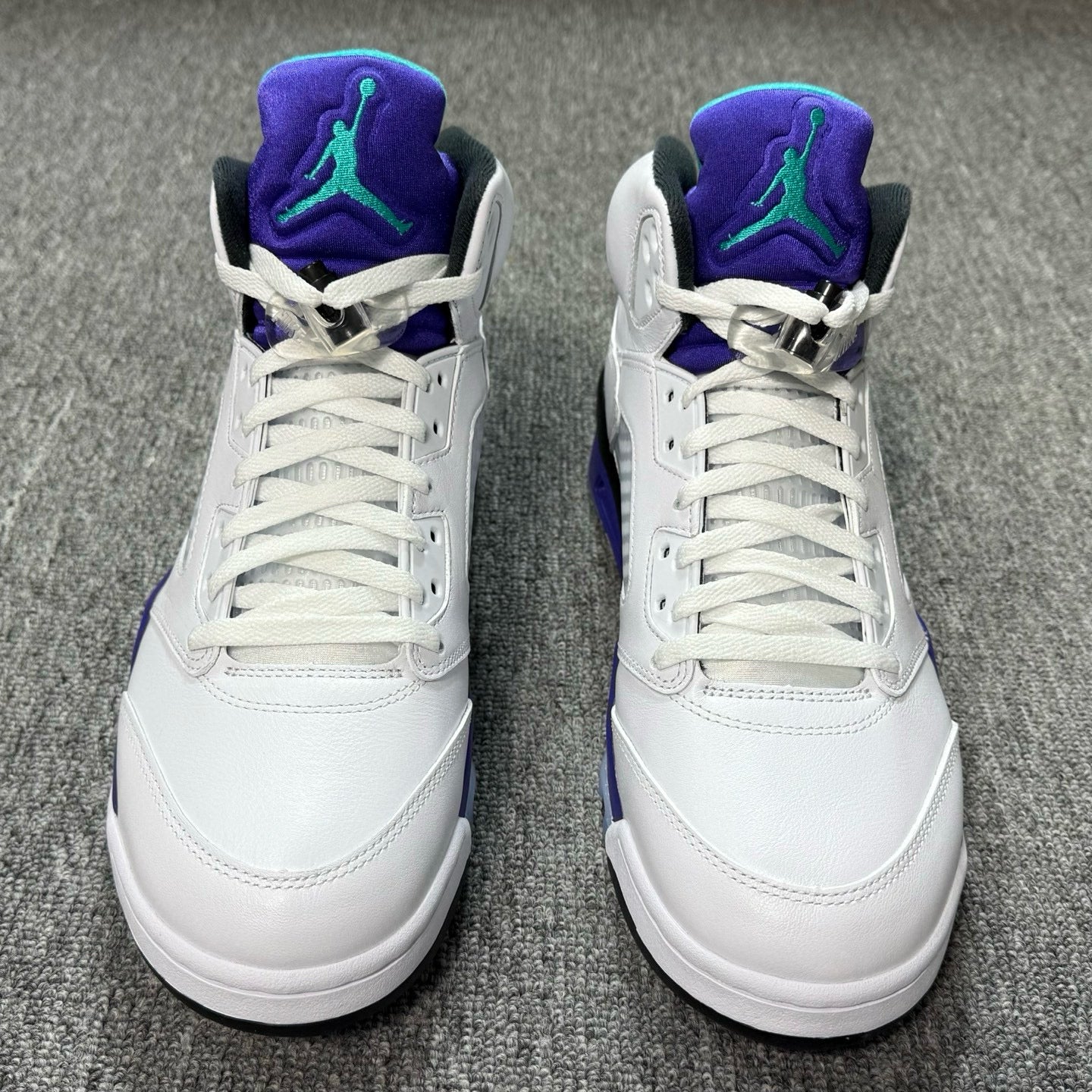 Jordan 5 Retro Grape (2025)