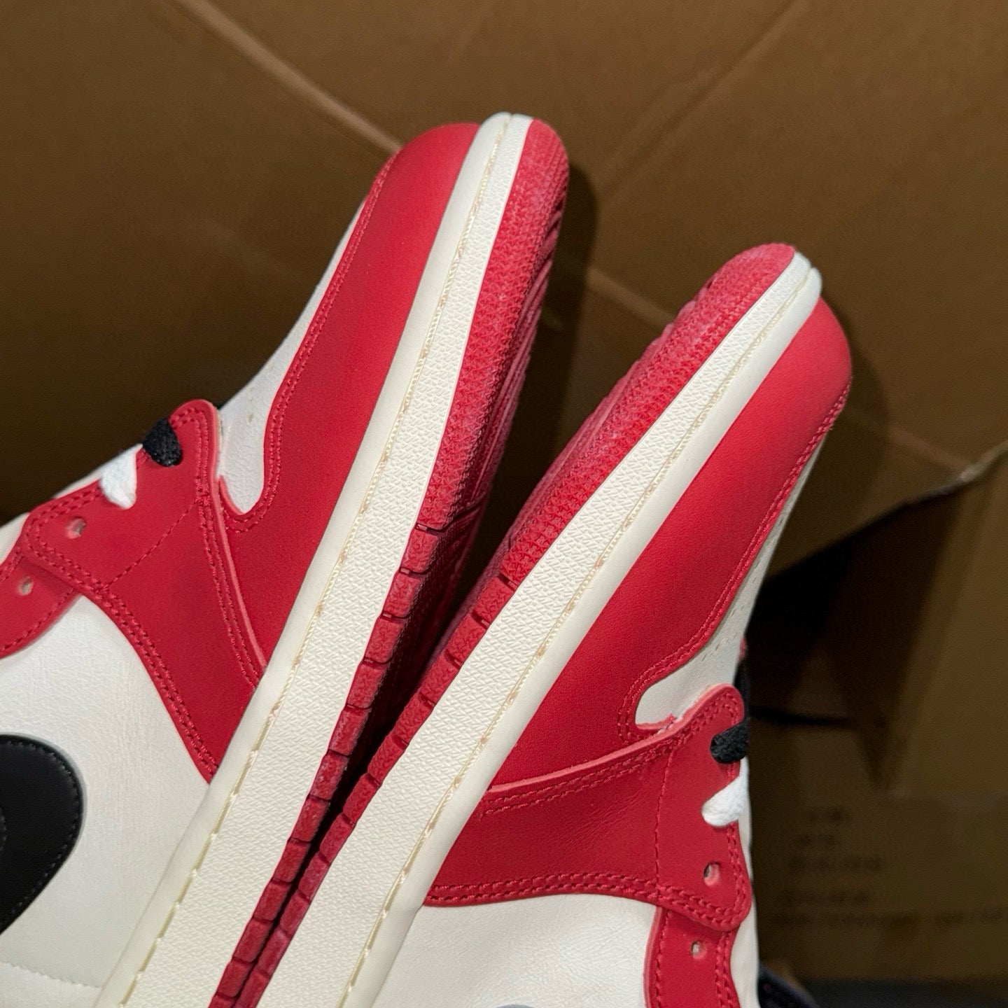 Jordan 1 Retro High OG Chicago Lost and Found