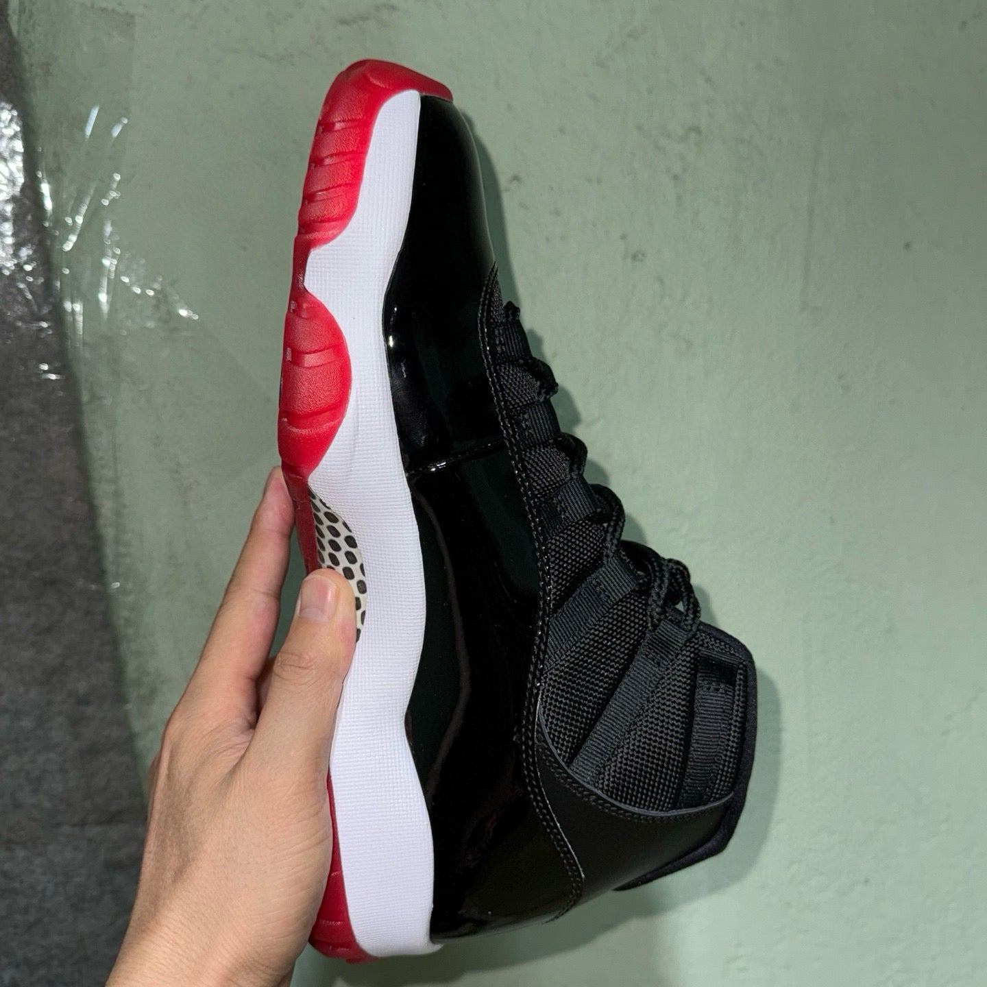 Air Jordan 11 “Bred”