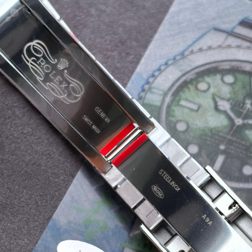 VS Factory Rolex GMT Master Batgirl 40mm