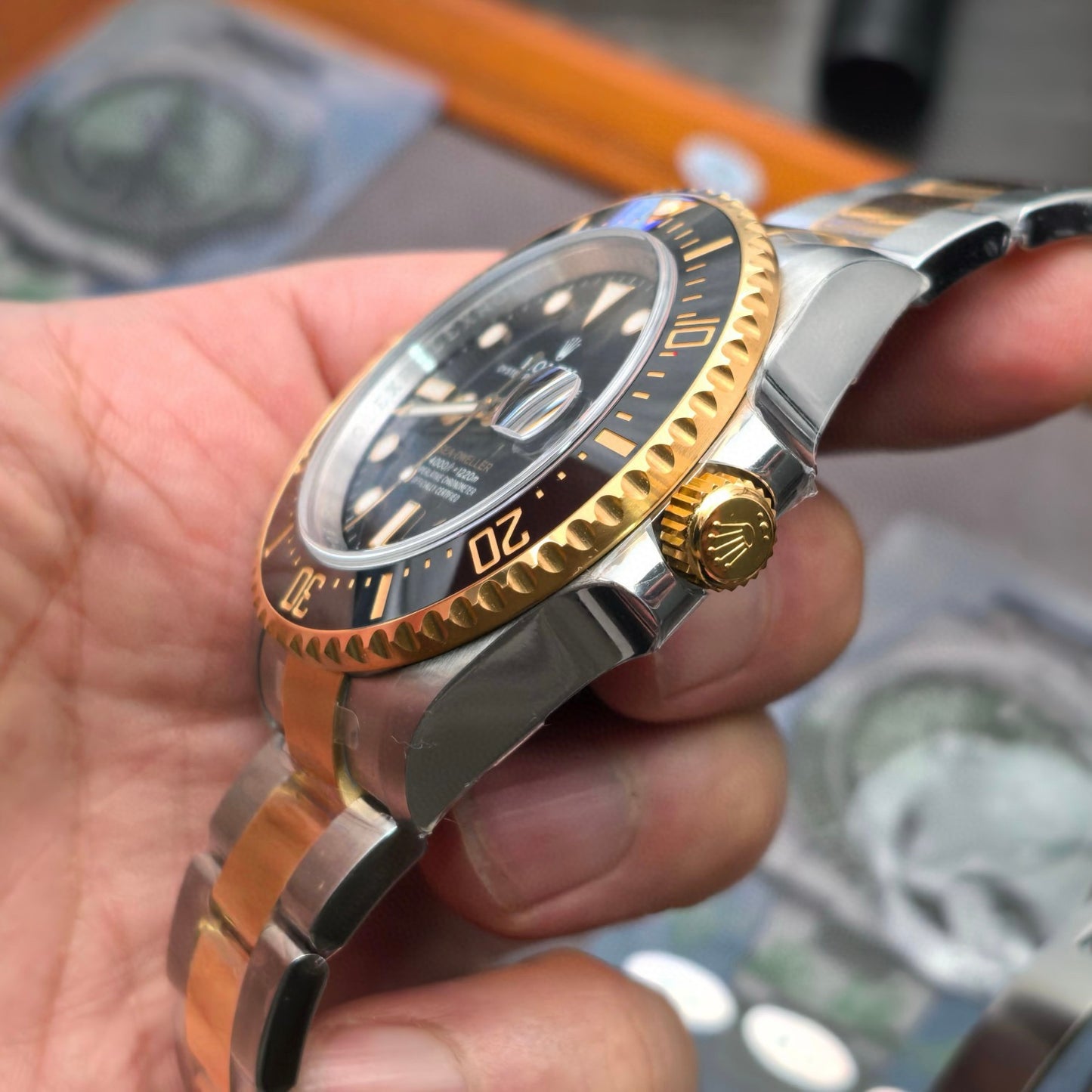 VS Factory Rolex Sea-Dweller 43mm Two-Tone Black Dial / Cal. 3235