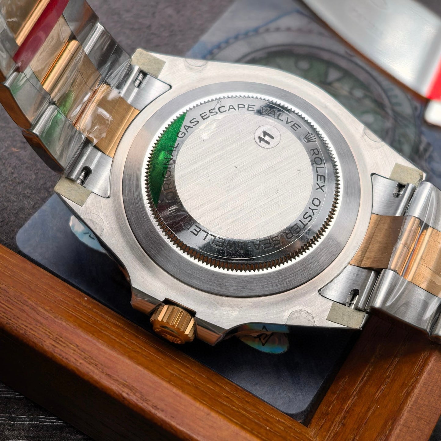 VS Factory Rolex Sea-Dweller 43mm Two-Tone Black Dial / Cal. 3235