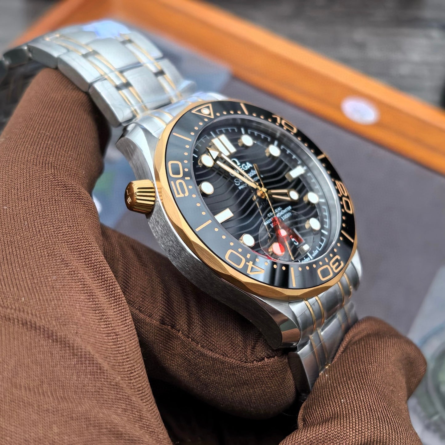 VS Factory Omega Seamaster Diver 300M Black / Two-Tone / Cal. 8800