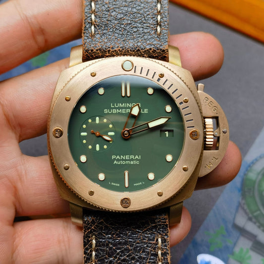 VS Factory Panerai Submersible Bronzo Green Dial / Auto Movement